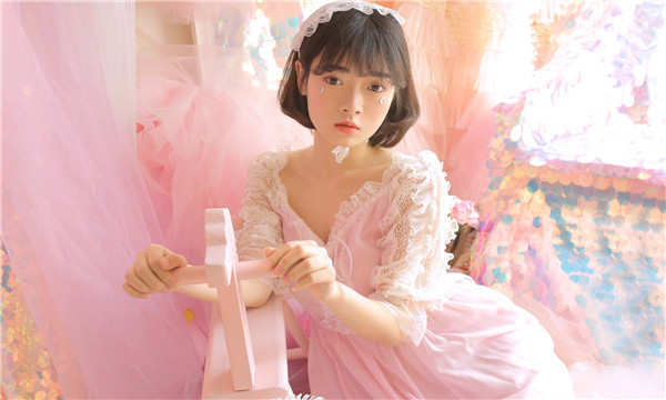 金城江供卵试管代怀生子多少钱？这一直是很多不孕不育家庭关注的话题。在中国，不孕不育的发生率越来越高，根据《中国不孕不育现状调研报告》显示，育龄夫妇的不孕不育率从20年前的3%增长至现在的12.5%-18.2%，患者人数高达6000万以上。在这样的背景下，许多家庭通过供卵试管来实现自己的生育梦想。那么，供卵试管代怀生子的费用到底是多少呢？
